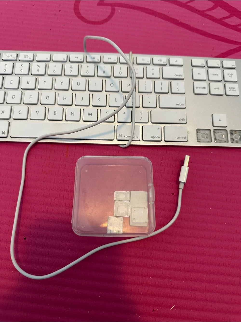 Apple keyboard